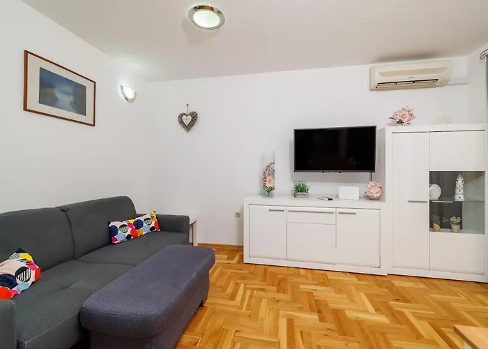 Apartman Roli