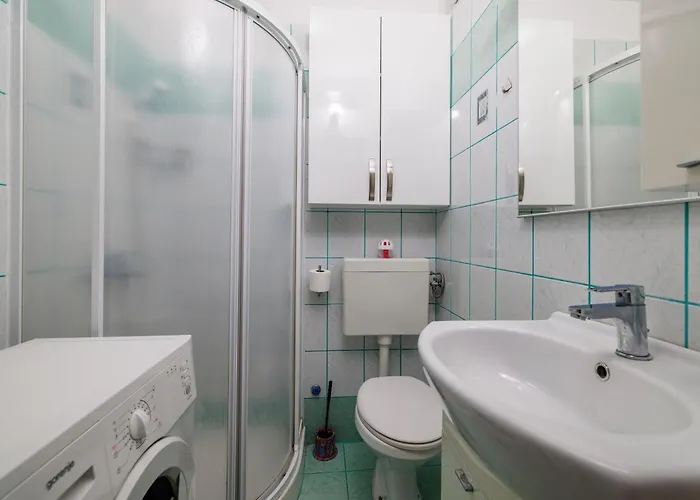 Roli Apartman *